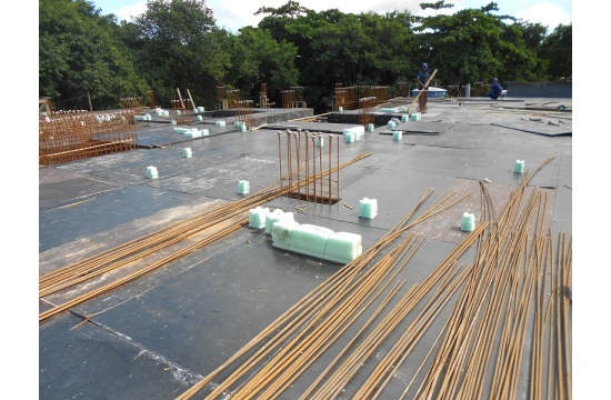 ASSOALHO DA  LAJE DO TETO DO 1ºPAV. TIPO