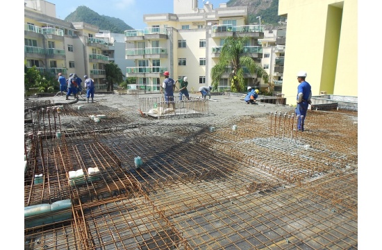 CONCRETAGEM DO TETO DO 1ºPAV. TIPO